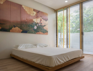 BEAUTIFUL JAPANESE STYLE 2-BEDROOM APARTMENT WITH BATHUB IN DISTRICT 3