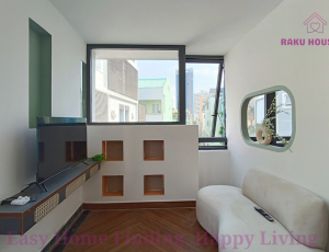 1 BEDROOM FOR RENT IN DISTRCIT 3.  LE VAN SY STREET 