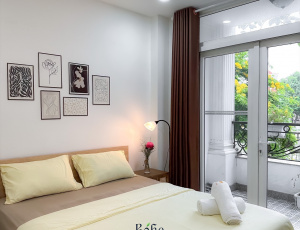 LIGHT APARTMENT  FOR RENT IN DISTRICT 1, HOANG SA STREET